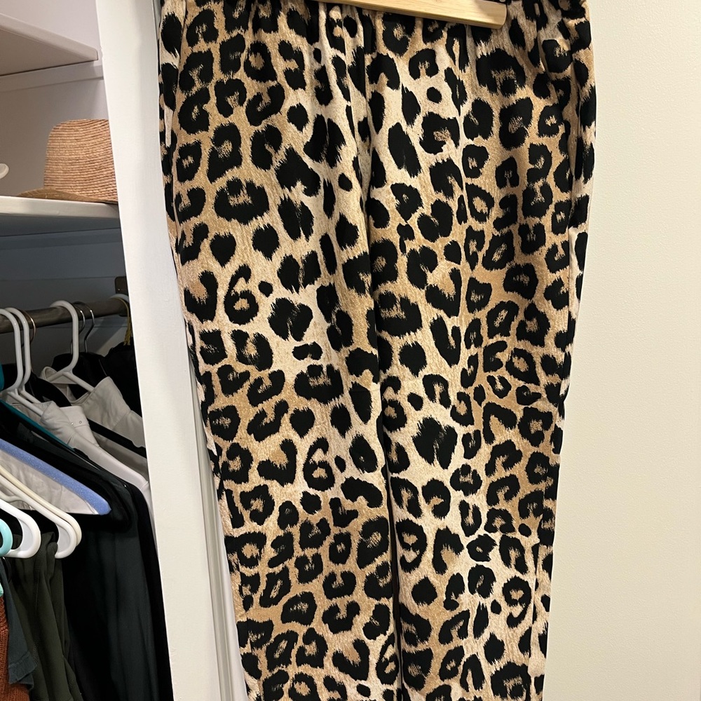 Banana Republic leopard pants. Size small.